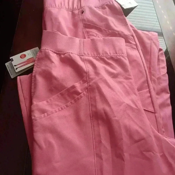 Bundle of  Climate Right scrub pants (3).          Size 2 X - Picture 11 of 12